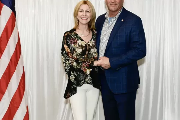 8509742-55-vertical-80