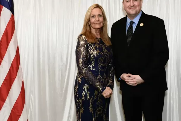 8509756-69-vertical-99