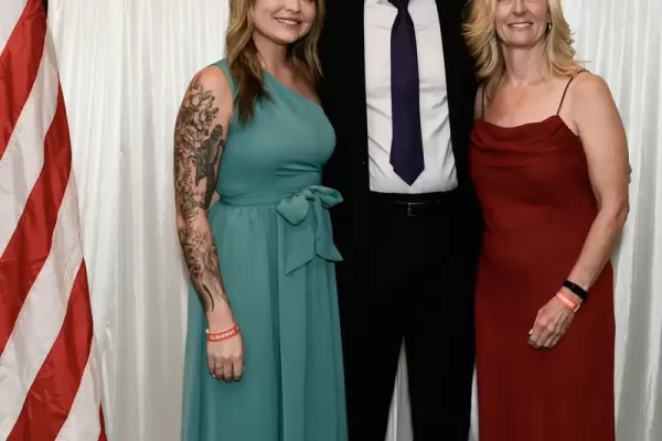 8509766-79-vertical-112