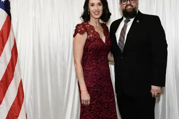 8509785-98-vertical-138