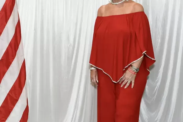 8509795-108-vertical-152