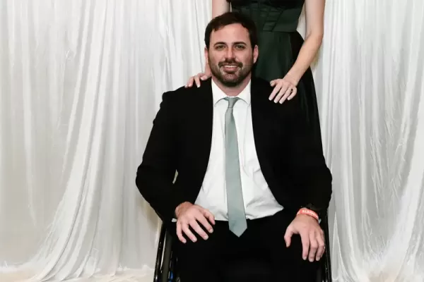 8509824-137-vertical-192