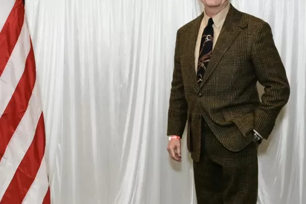 8509826-139-vertical-195