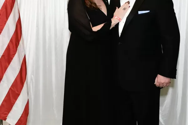 8509828-141-vertical-198