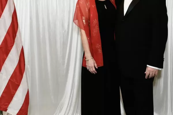 8509840-153-vertical-216