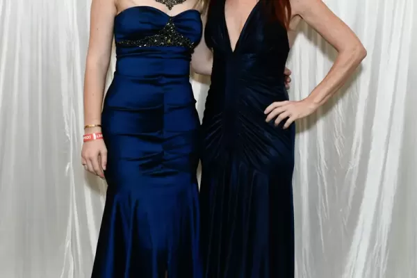 8509858-171-vertical-243