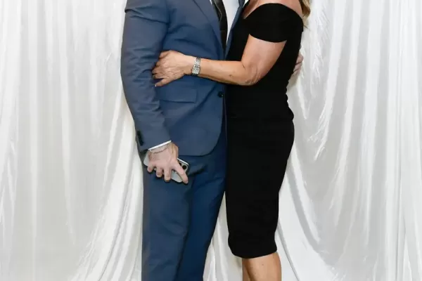 8509869-182-vertical-260